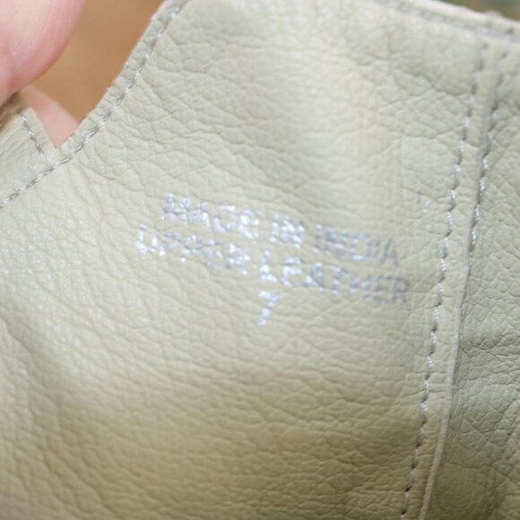 Rebels Womens Rayna Sandal Size 7 Beige Gray Suede Block Heel Open Toe Bootie - Picture 11 of 12